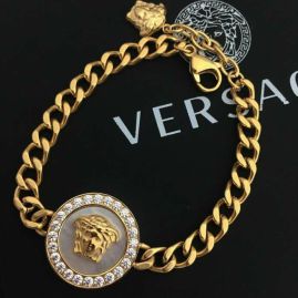 Picture of Versace Bracelet _SKUVersacebracelet10186616620